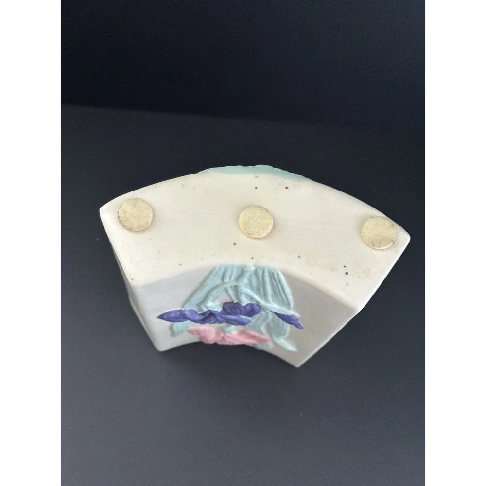 Shabby Chic vintage ceramic